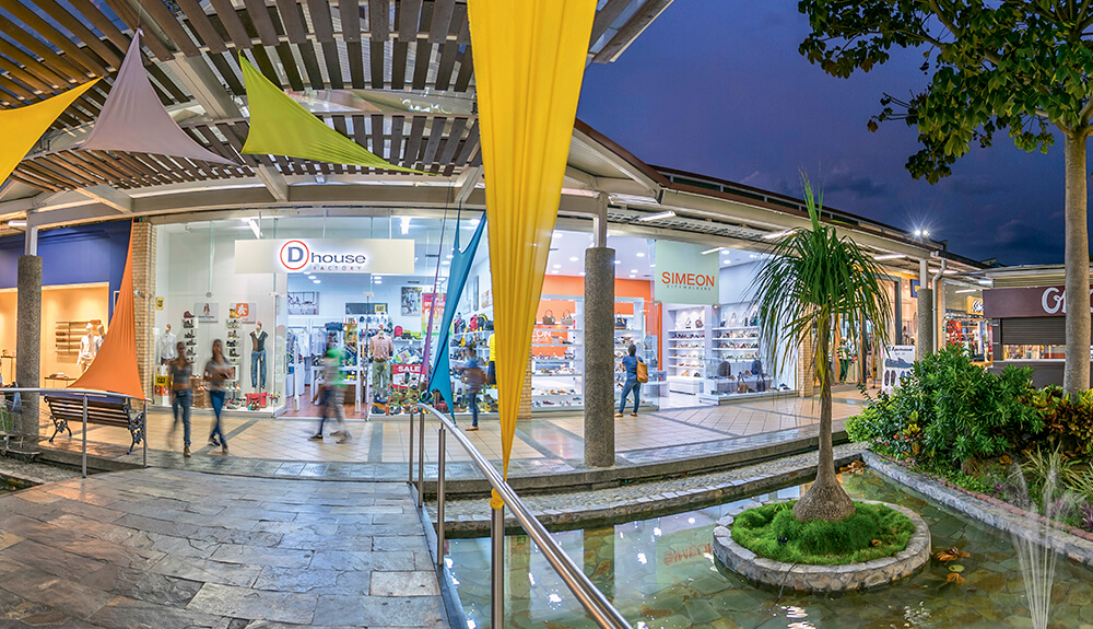 2-centro-comercial-llanogrande-foto